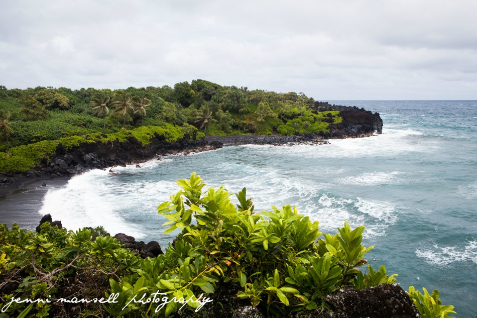 Wai'anapanapa Black Sand Beach 