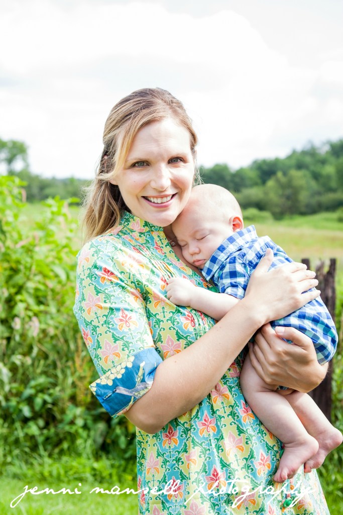 Such a beautiful mama and friend of mine since... a long time ago. :)